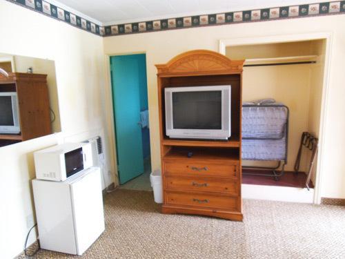 Relax Inn Франклин Номер фото
